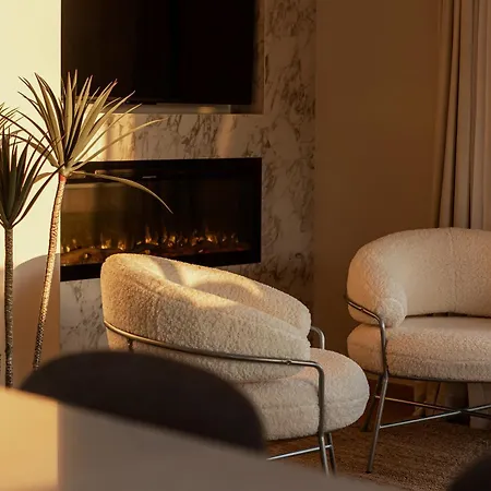 Victoria Luxury - Private Jacuzzi & Terrace Apartment Athens